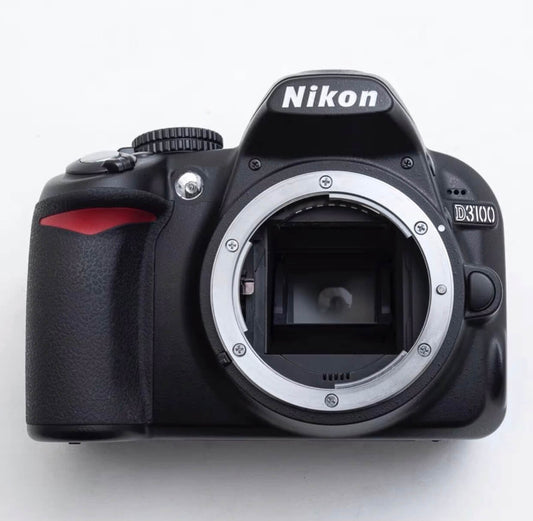 Nikon d3100